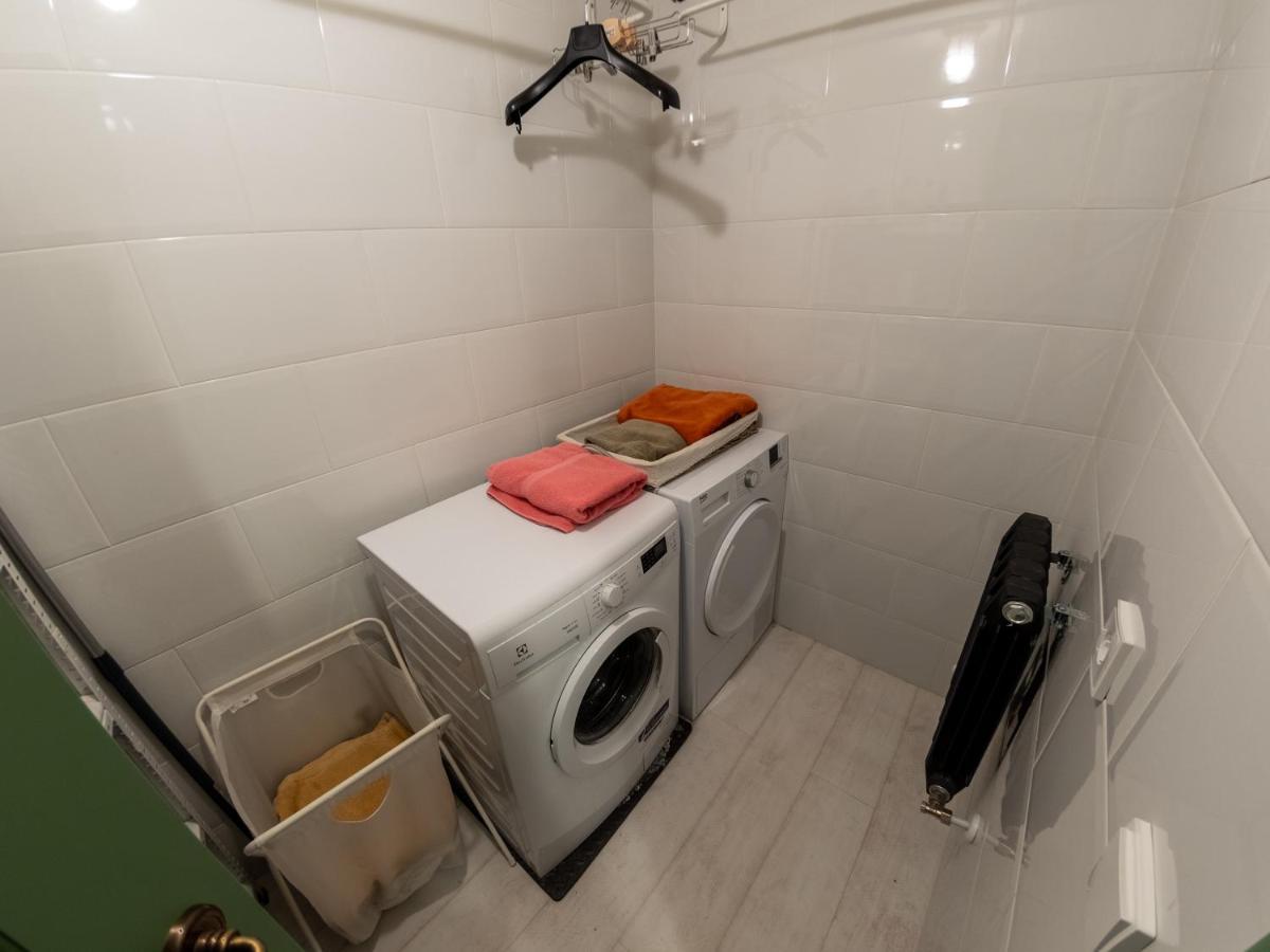 Encantadora Casa De Pueblo Con 5 Hab. En Burgos サント・ドミンゴ・デ・シロス エクステリア 写真